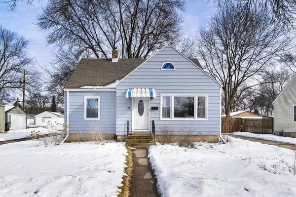 37 Harding St, Madison, WI 53714