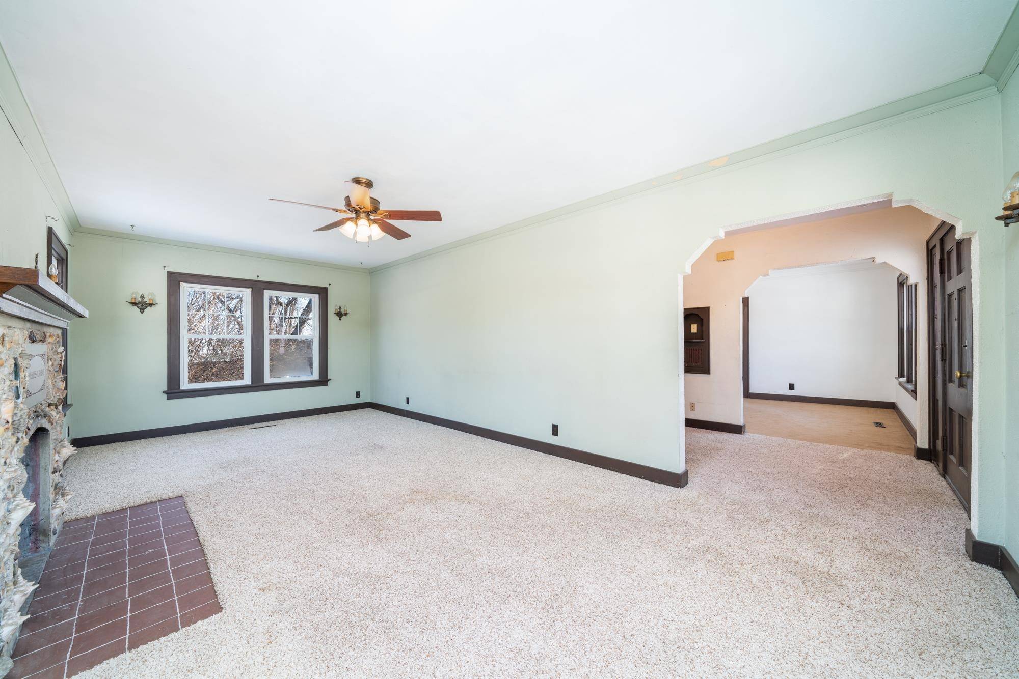 Oregon, WI 53575,769 Janesville St