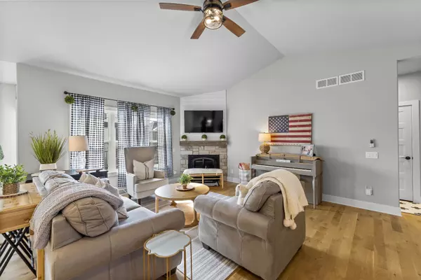 Waunakee, WI 53597,2604 Genevieve Way