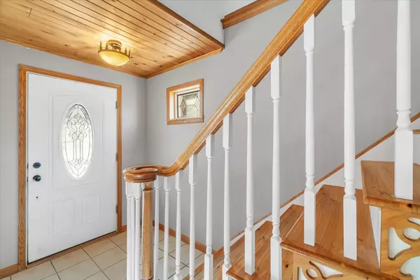 Burlington, WI 53105,1364 Spring Valley Rd