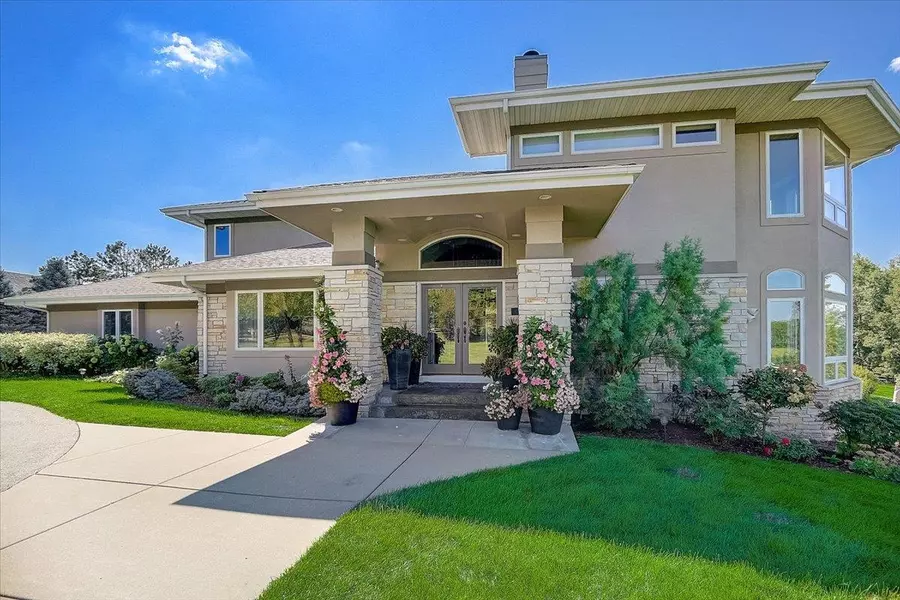 3540 Timber Ln, Cross Plains, WI 53528