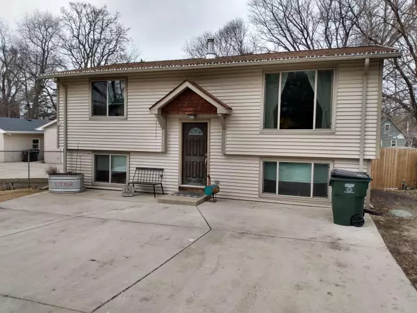 1705 E Rd 2, Edgerton, WI 53534