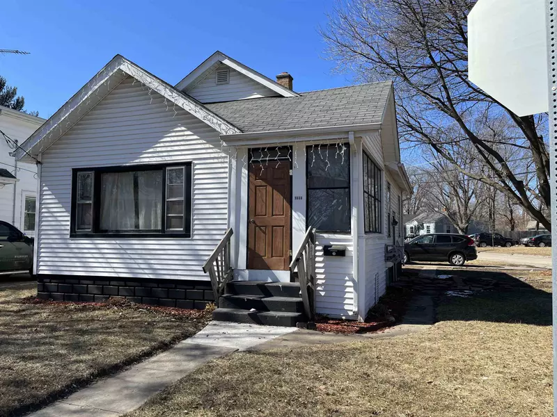 1688 Prairie Ave, Beloit, WI 53511