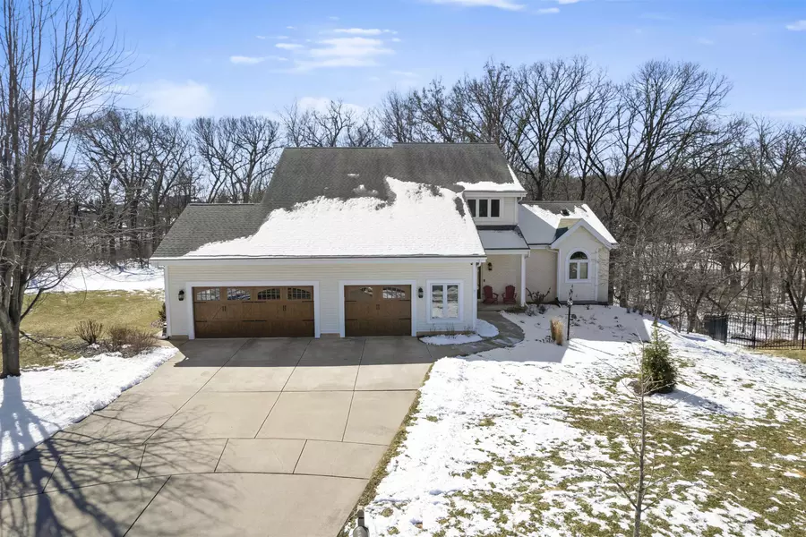 3095 Barrington Hills Ct, Fitchburg, WI 53711