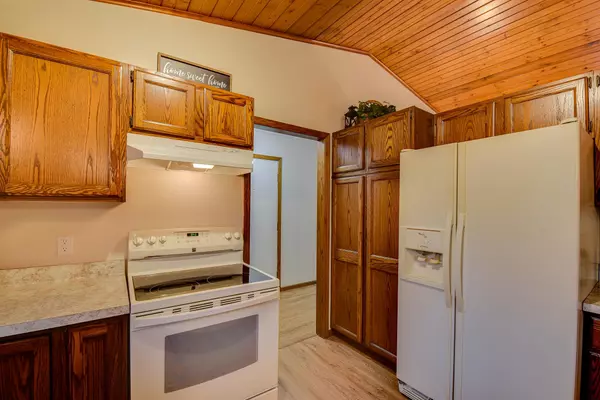 Marshall, WI 53559,907 Kraak Rd