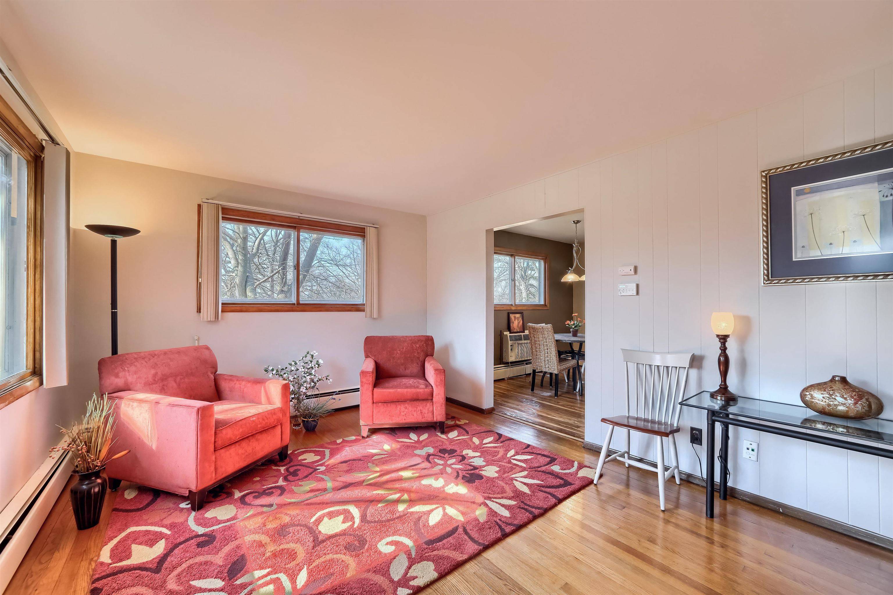 Madison, WI 53714,4016-4018 Lori Cir