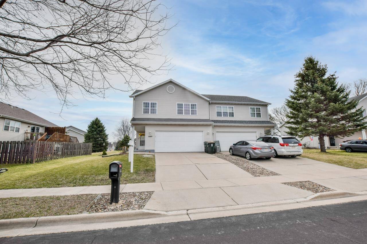 1089 N Pine St, Sun Prairie, WI 53590