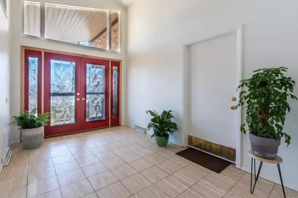 Madison, WI 53704,925 Burning Wood Way