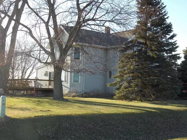 N755 Walton Rd, Watertown, WI 53098