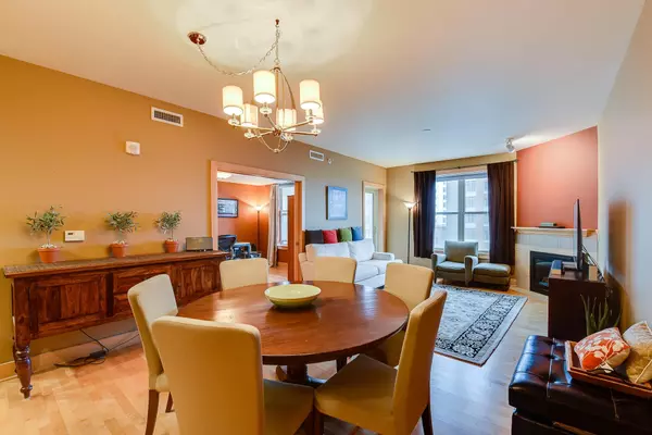 360 W Washington Ave #605, Madison, WI 53703