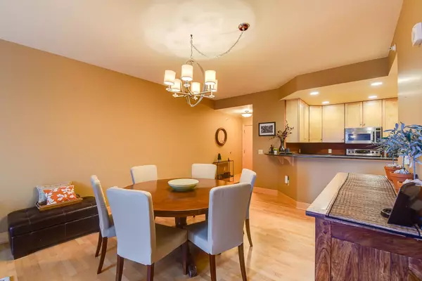 Madison, WI 53703,360 W Washington Ave #605