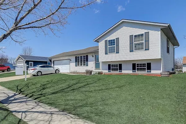 Marshall, WI 53559,546 Meadowview Ln