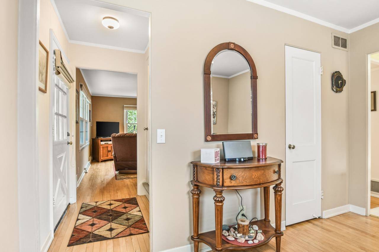 Middleton, WI 53562,7116 Maywood Ave