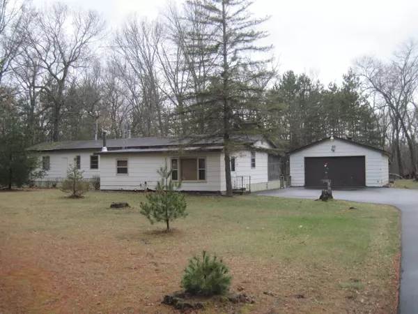 1969 14th Dr, Friendship, WI 53934