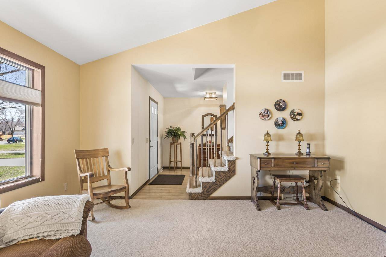 Madison, WI 53711-6323,17 Park Crest Ct