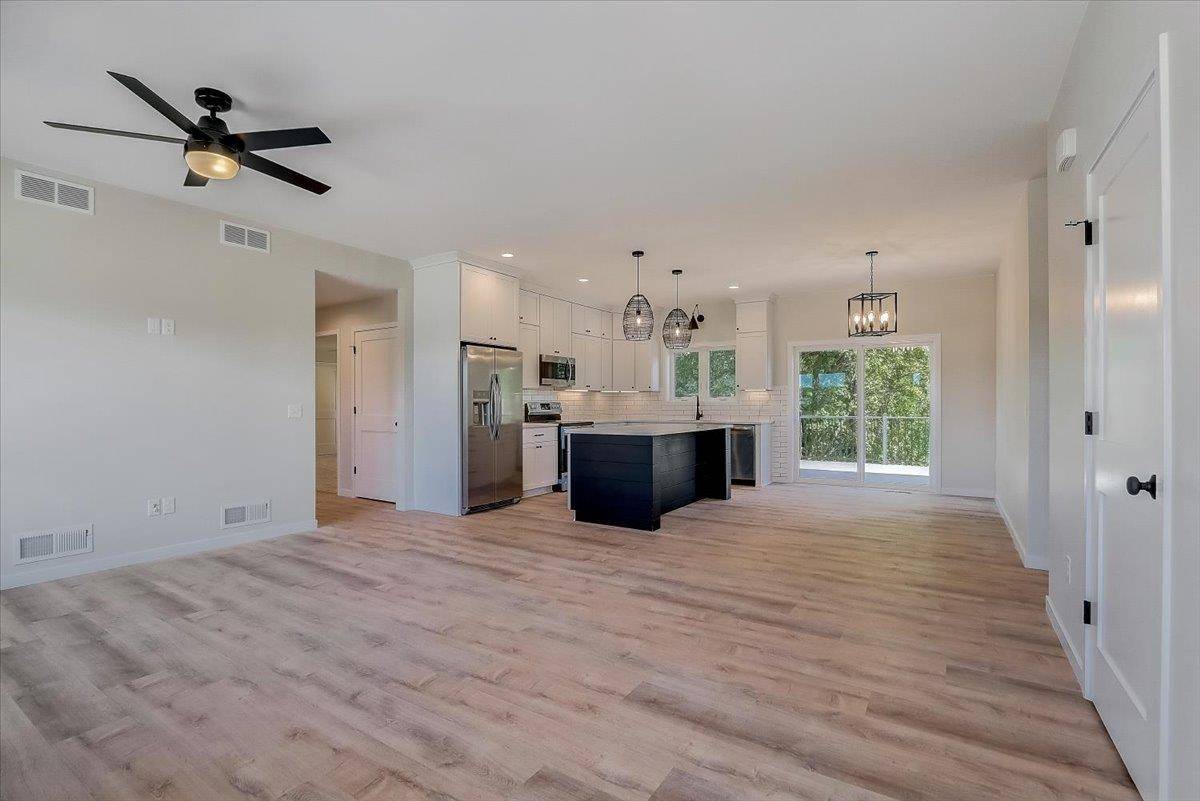 Mount Horeb, WI 53572,1804 Eastwood Way