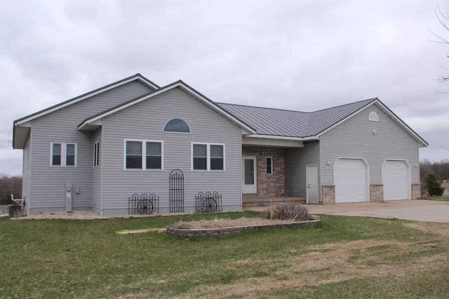 W4860 County Road T, Princeton, WI 54968-0000