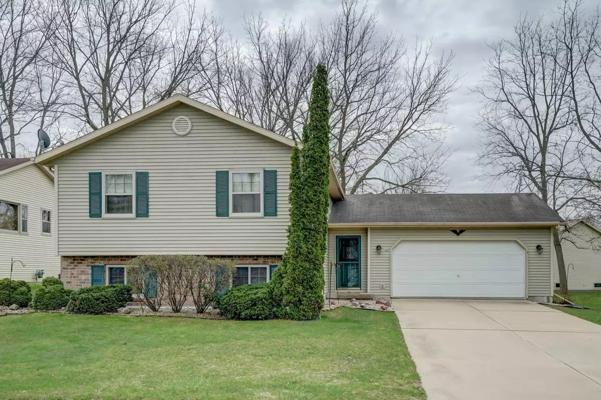 Marshall, WI 53559,108 Riverview Dr