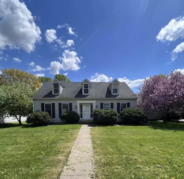 428 S FREMONT ST, Prairie Du Chien, WI 53821