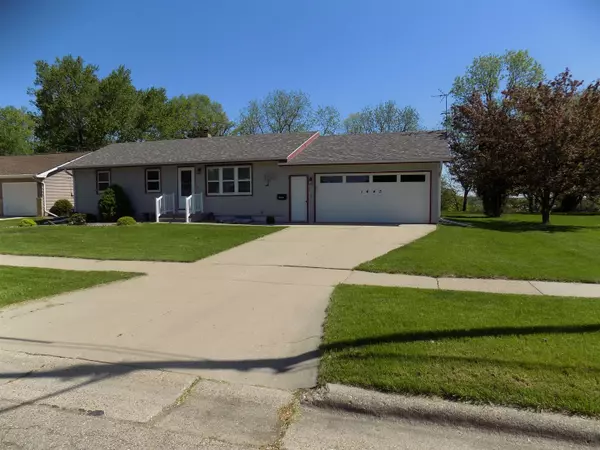 1445 MARQUETTE ST,  Janesville,  WI 53546