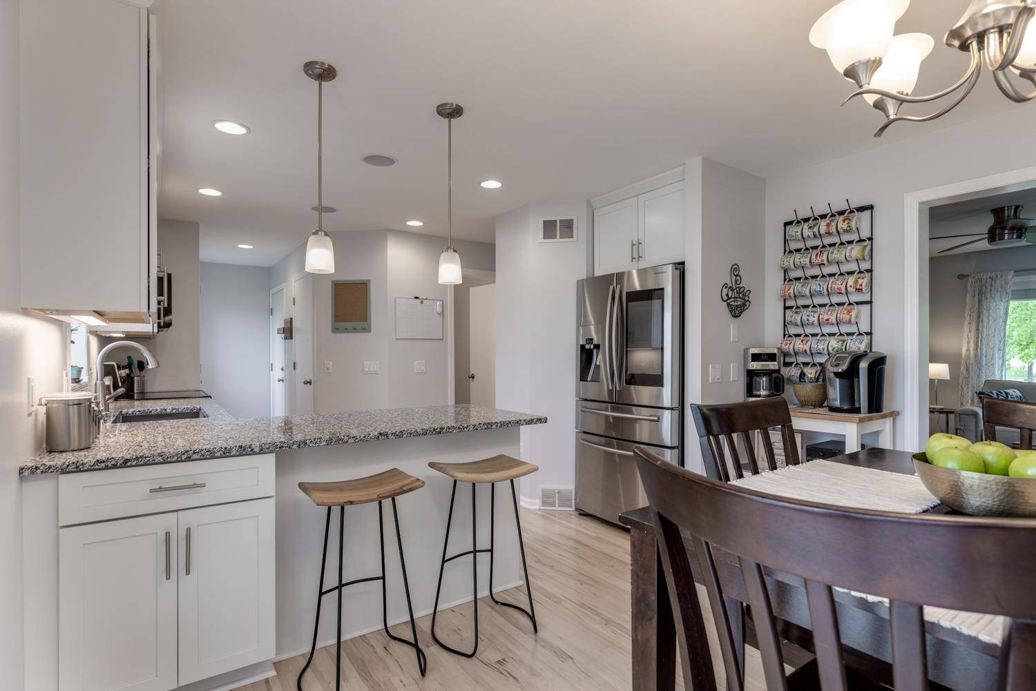 9 WILLOWBROOK CT, Madison, WI 53719