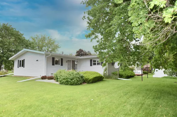 Whitewater, WI 53190-1511,493 S Buckingham Blvd