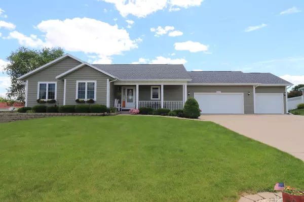 Janesville, WI 53548,3727 Red Stone Dr