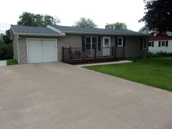 1075 Moundview DR, Platteville, WI 53818-0000