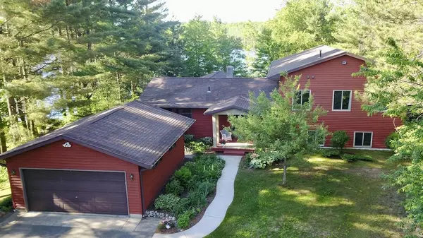 W129 Hildebrand Lake Dr, Rhinelander, WI 54501