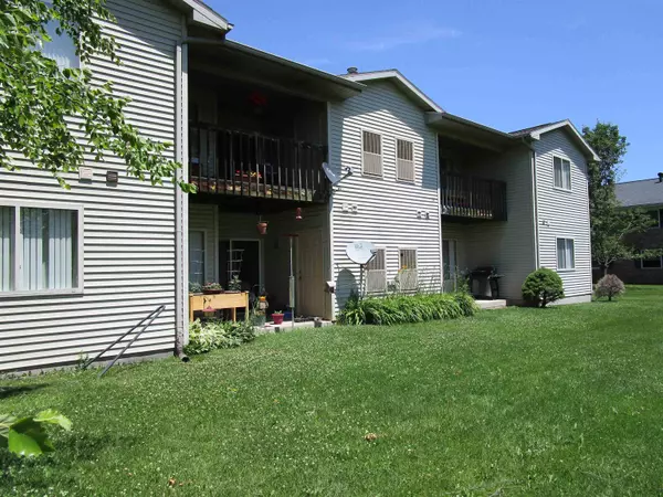 Columbus, WI 53925,255-257 Fuller St