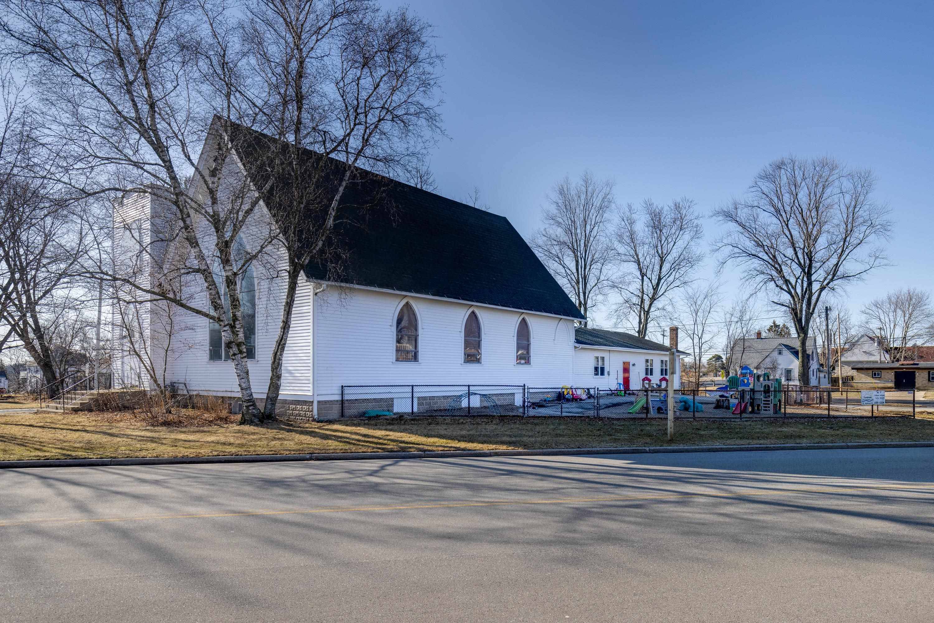Marshall, WI 53559,311 Madison St