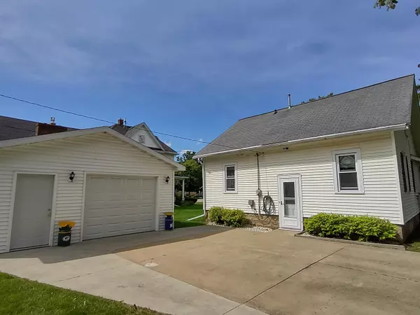 Ripon, WI 54971,603 Park St