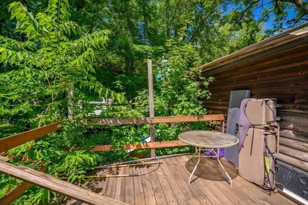 Wisconsin Dells, WI 53965,1003 Capital St