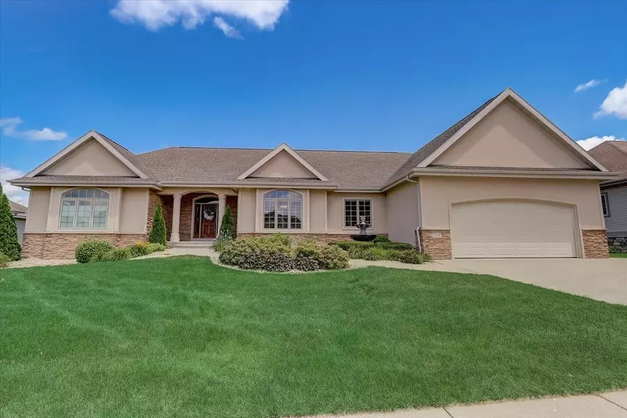 1704 Dunwoody Ln, Waunakee, WI 53597