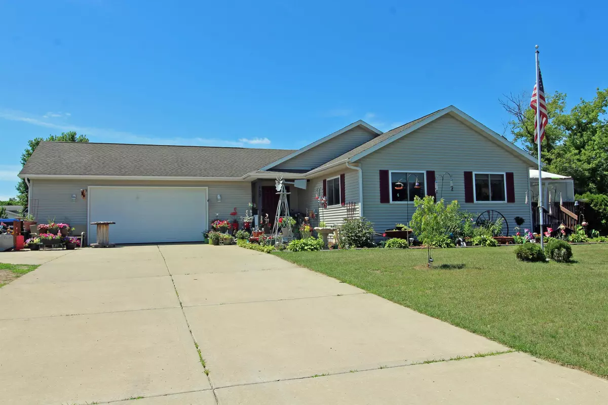 Arena, WI 53503,403 Dalogasa Dr