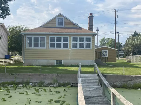 Monona, WI 53716,612 Interlake Dr