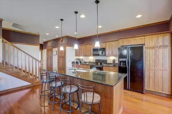 Marquette, WI 53947,178 E Front St #31