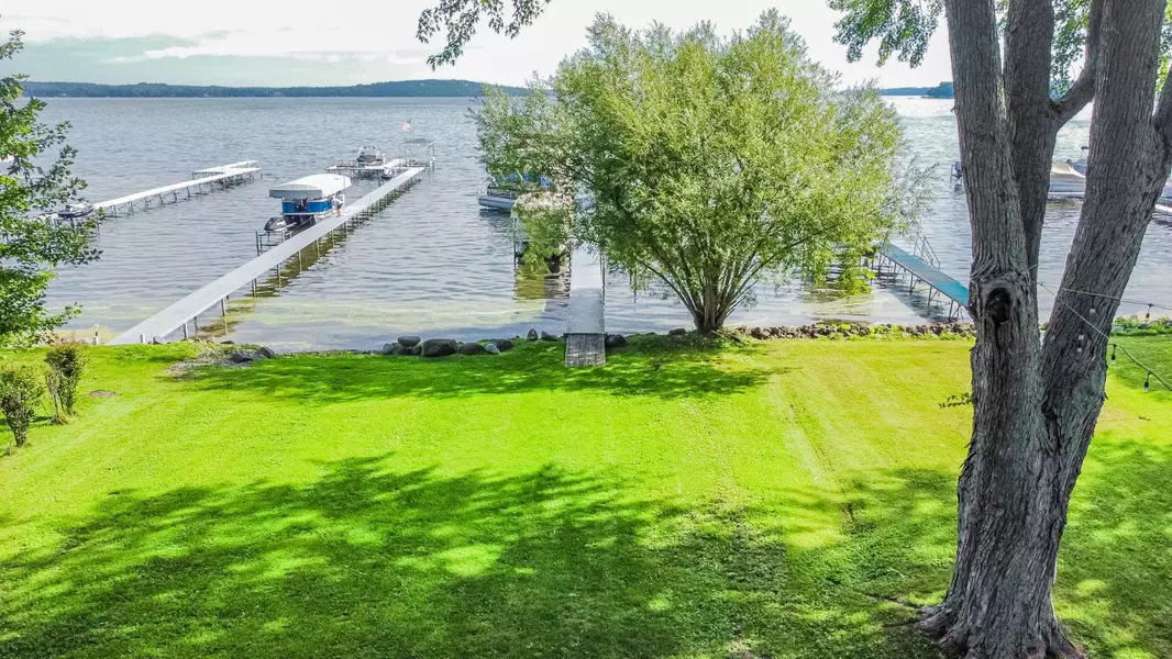 L5 S Lakeshore Dr, Princeton, WI 54968