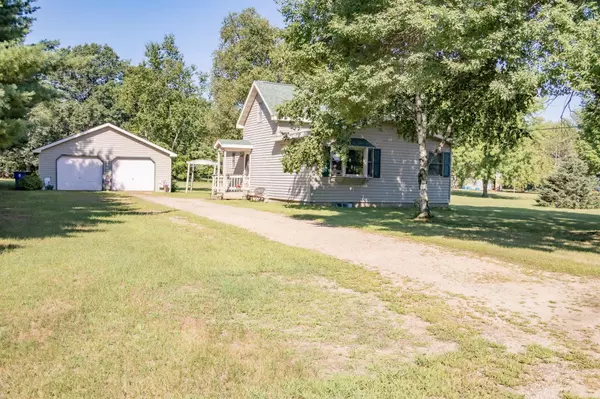 Coloma, WI 54930,129 S 3rd St