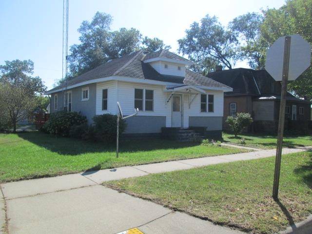 300 S Pierce St, Adams, WI 53910