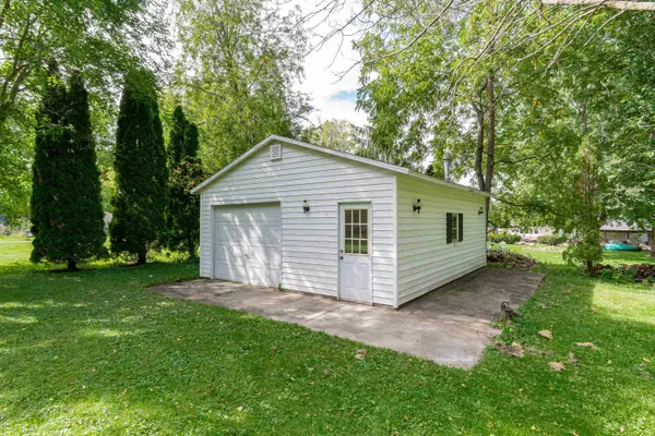 Marshall, WI 53559-9608,213 Springview Dr