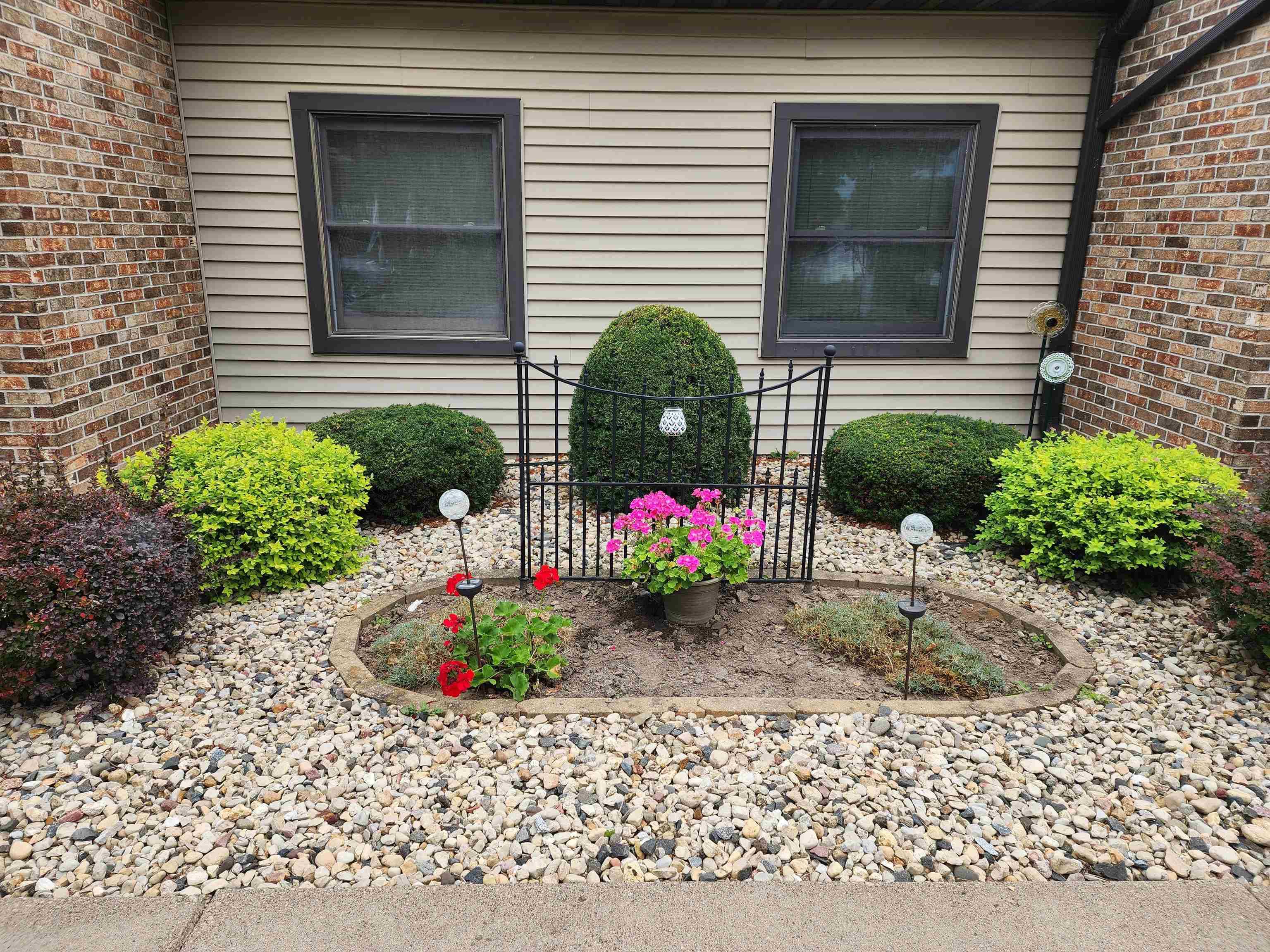 Cuba City, WI 53807,112 N Randolph St