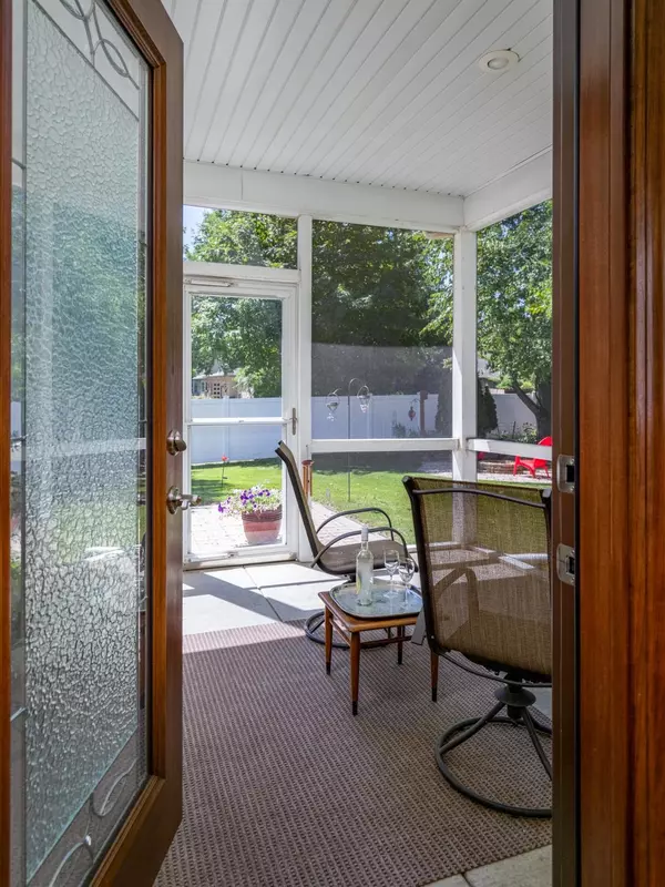 Madison, WI 53718,318 Rustic Dr