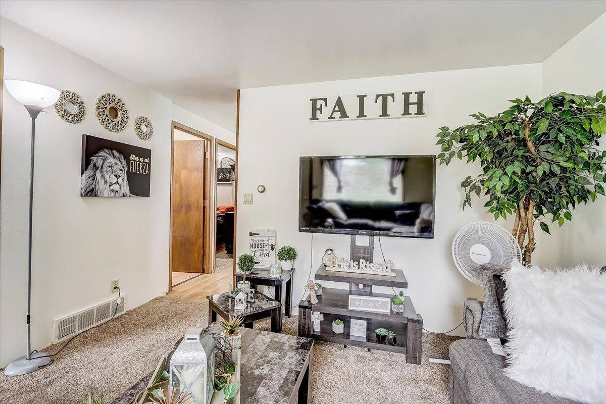 W3315 Columbus Rd, Columbus, WI 53925