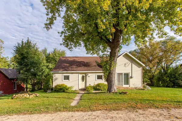 308 E Main St, Browntown, WI 53522