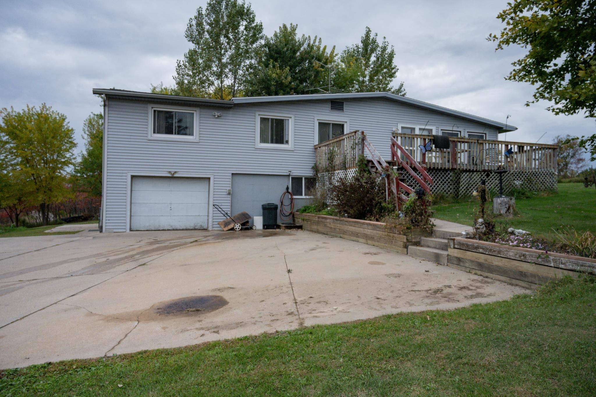 La Valle, WI 53941,S1439 W Redstone Dr