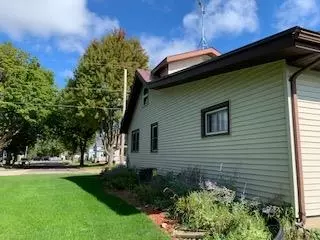 Randolph, WI 53956,408 Grove St