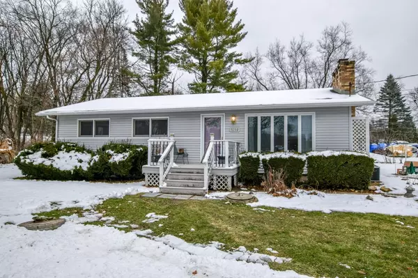 5198 Greenfield Park Rd, Fitchburg, WI 53711