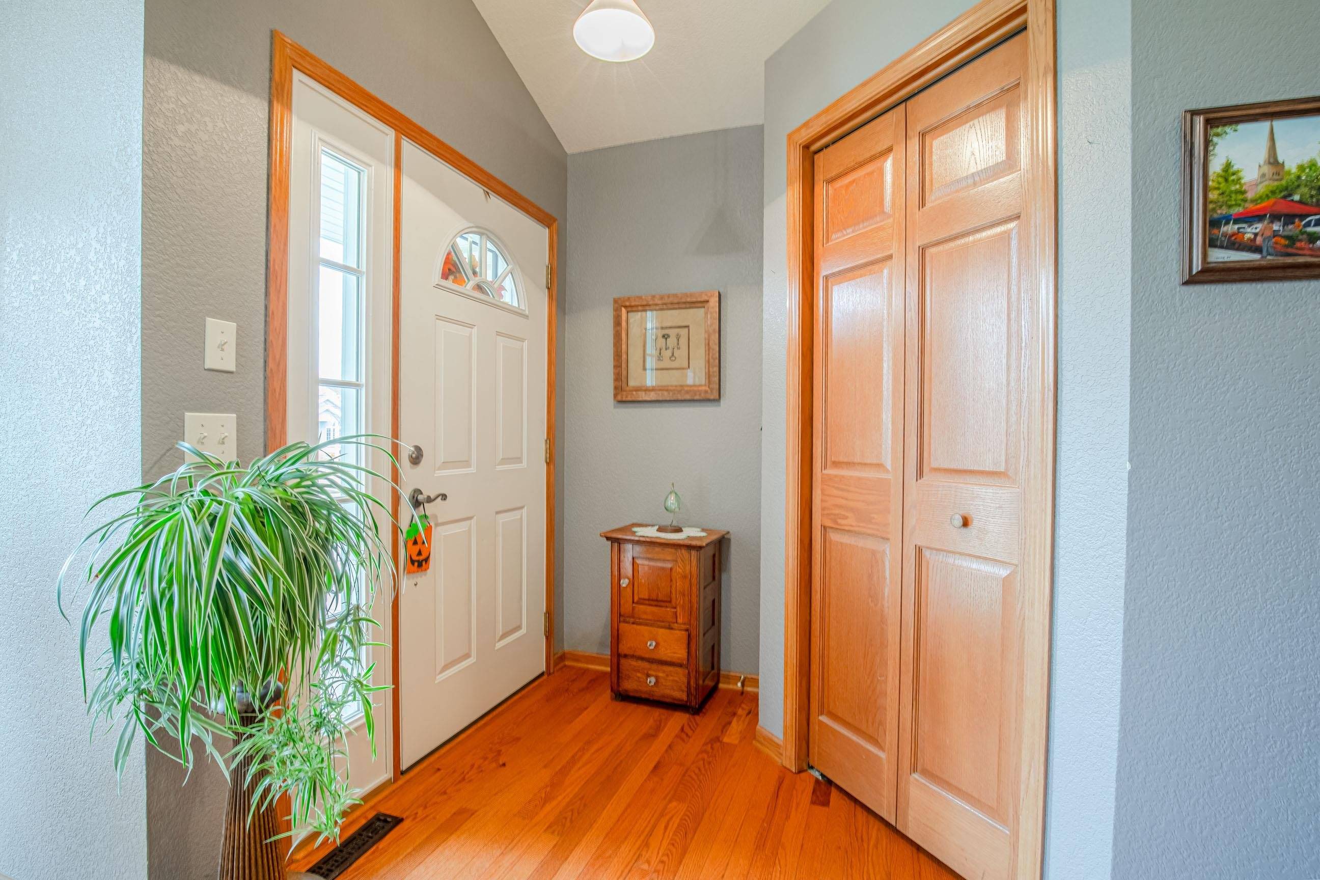 Sun Prairie, WI 53590,3193 Bookham Dr
