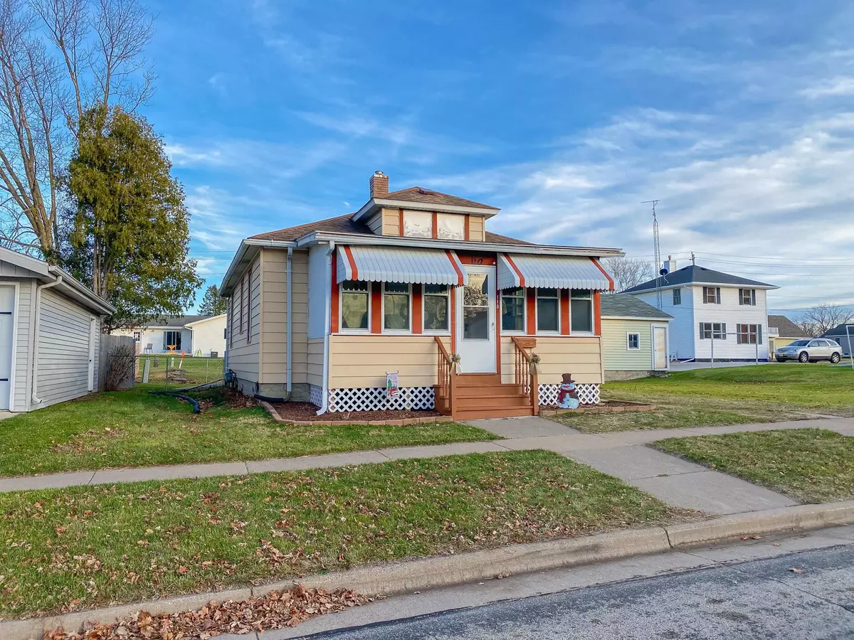 Cuba City, WI 53807,110 N Jefferson St